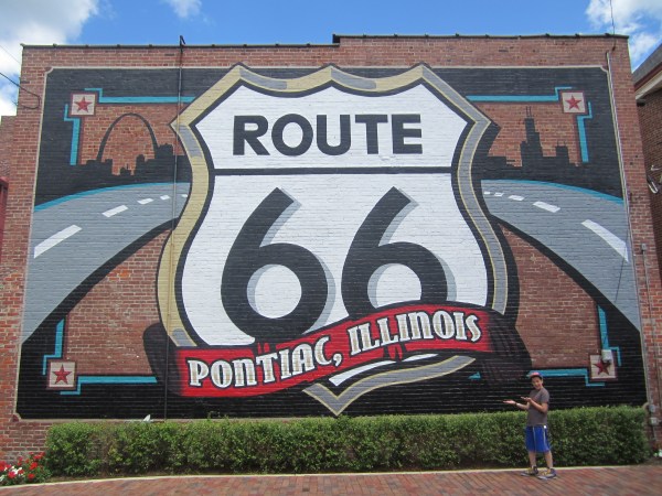 Route 66 Mural Pontiac